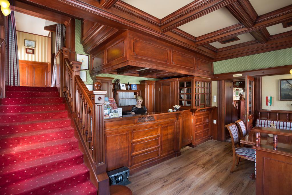 Nelson Hotel Hajdúszoboszló Extérieur photo